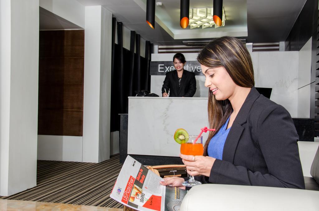 Executive Inn Dháka Exteriér fotografie